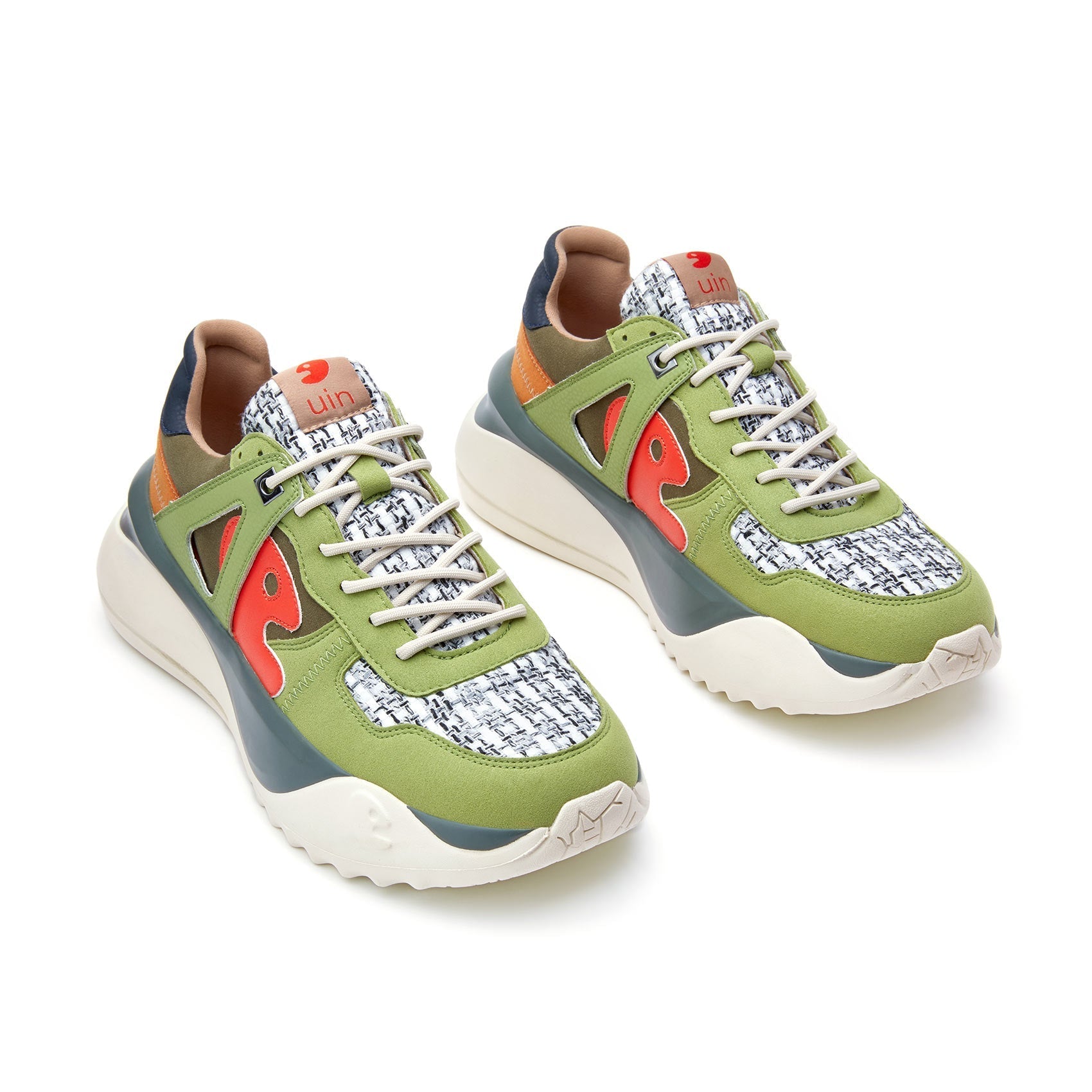 Moss Ruzaf contre les hommes