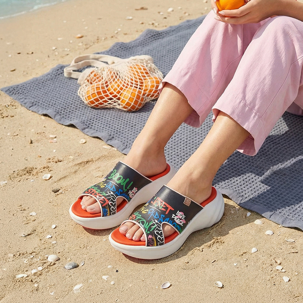 Cheer at the Street Sitges III Women