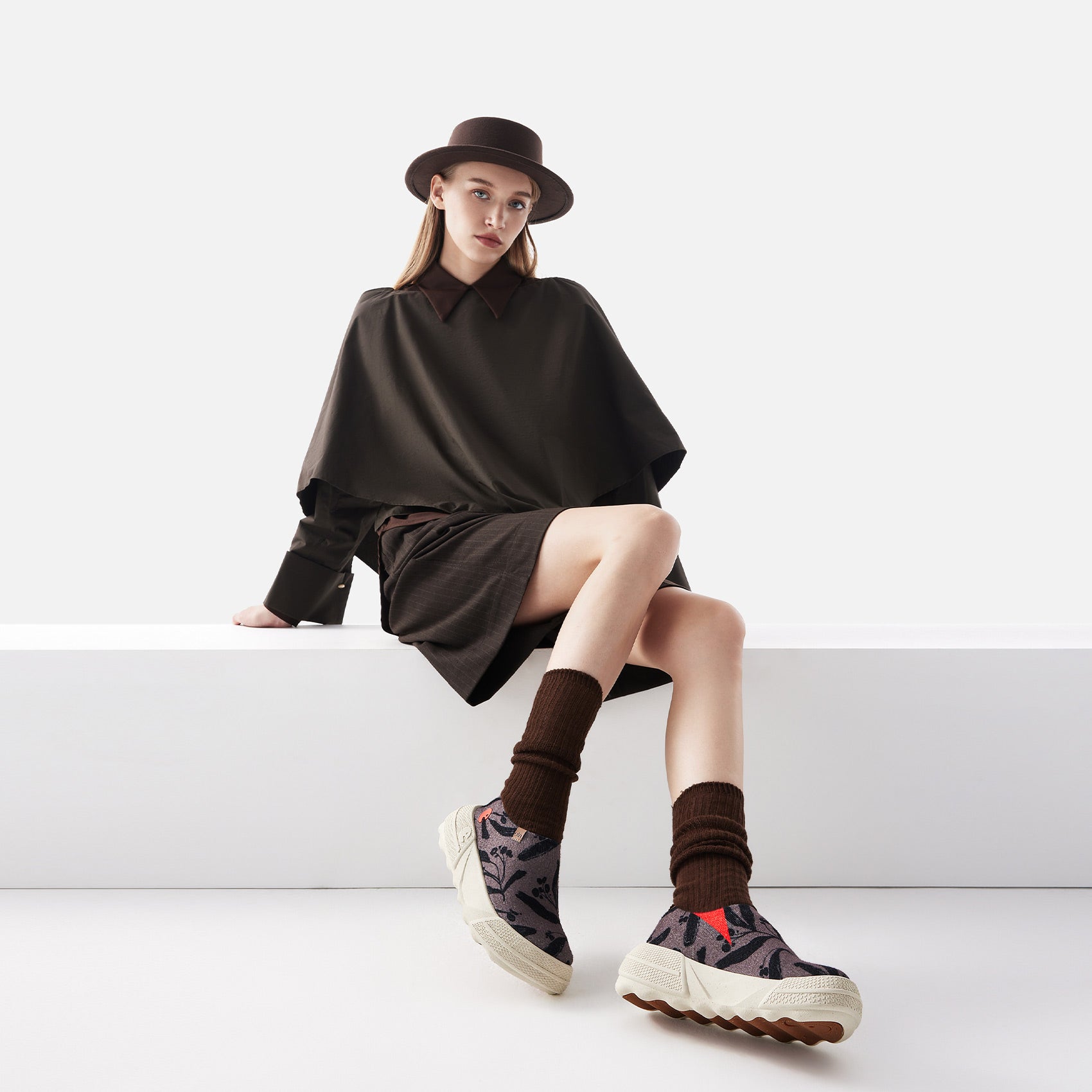 Murmure floral onirique Tolède XVIIe Femmes