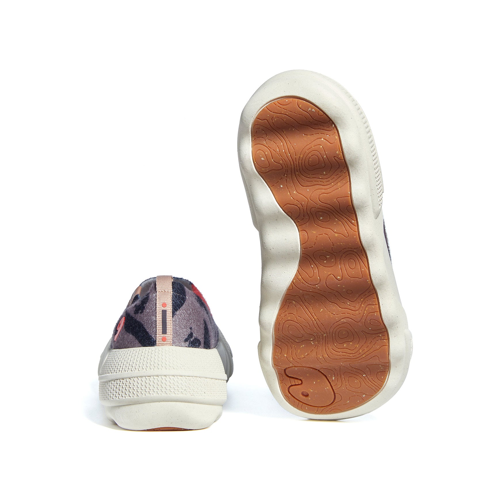 Murmure floral onirique Tolède XVIIe Femmes