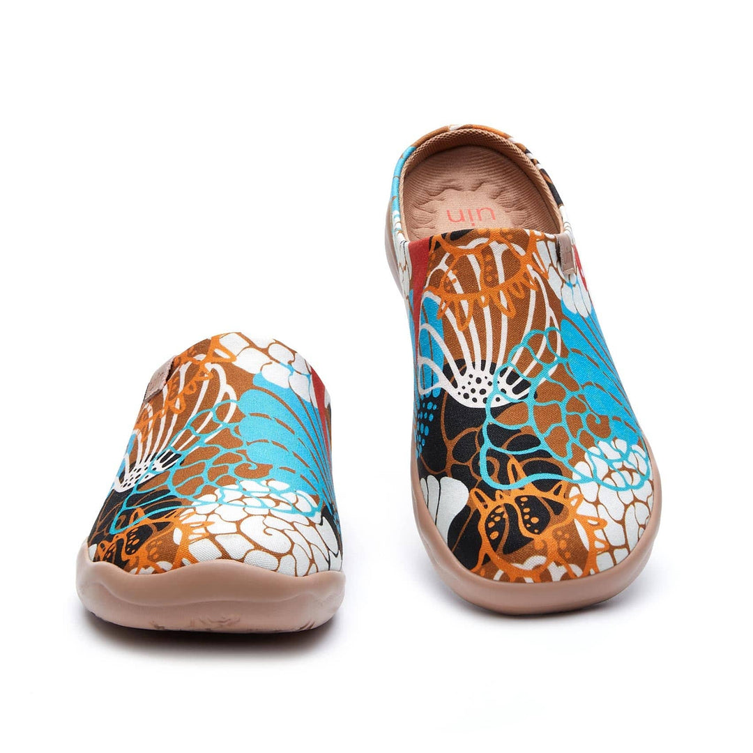 UIN Footwear Women Colorful Shells Malaga Women Canvas loafers