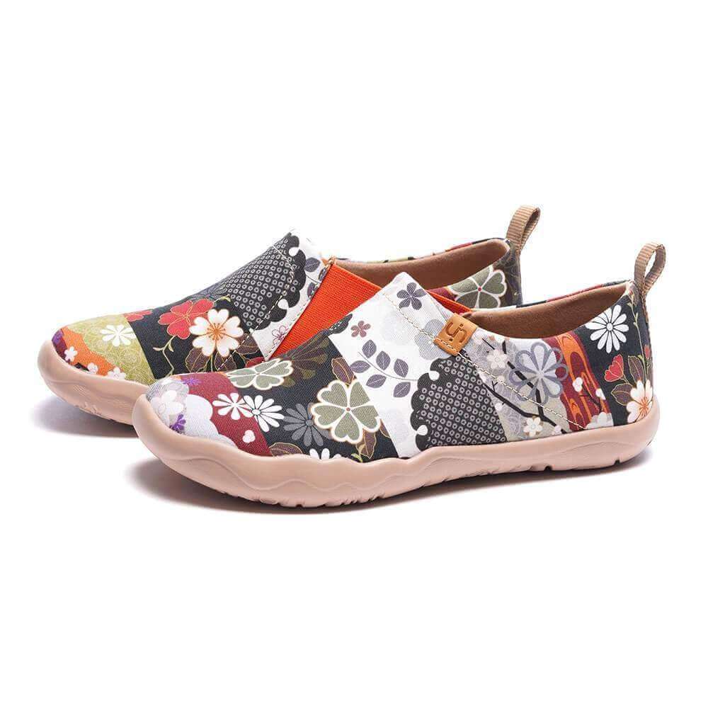 UIN Footwear Women UIN Women's Canvas for Wide Feet Fashion Floral Art Sneaker Painted Slip-On Travel Shoes Blossom Hana Canvas loafers