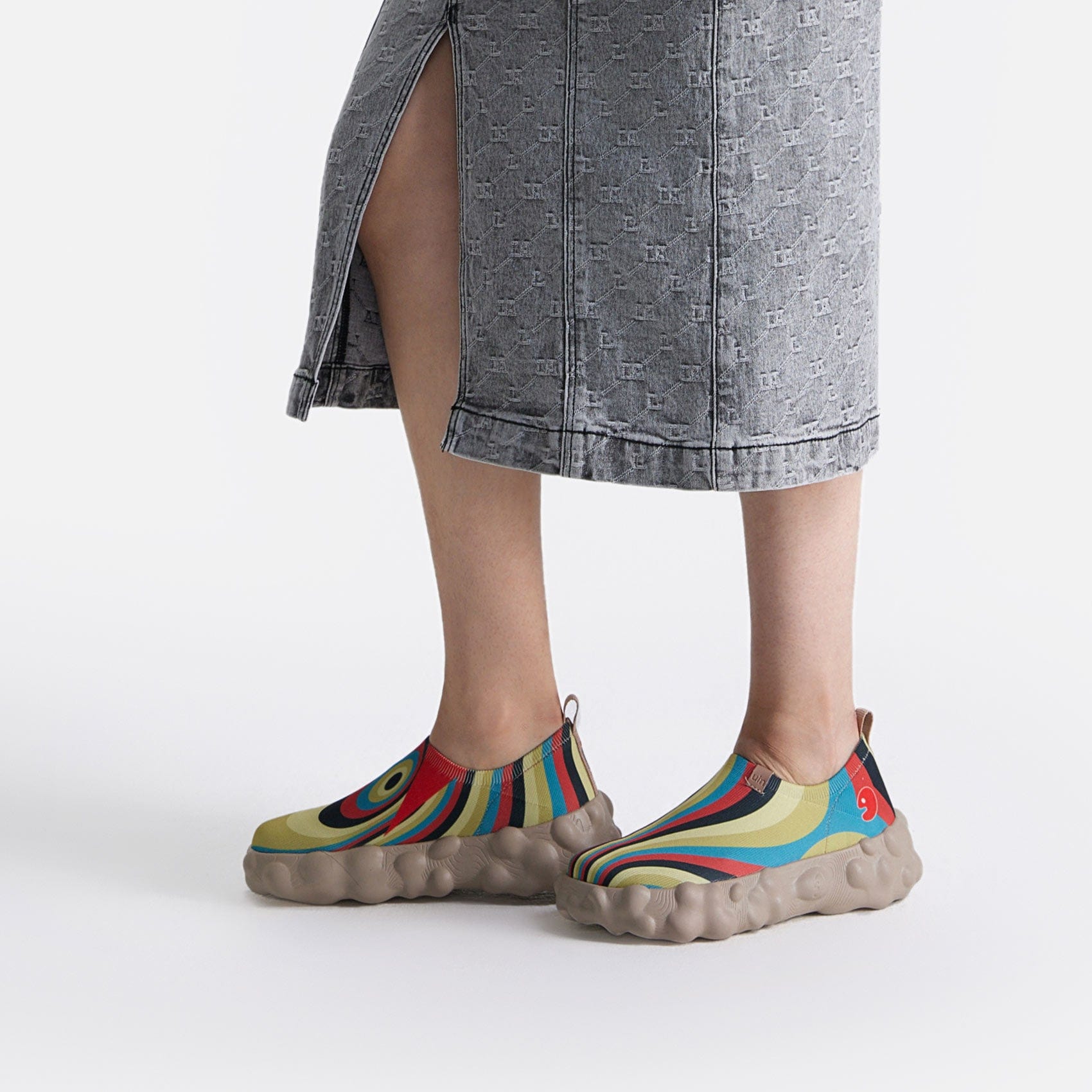 UIN Footwear Women Outerspace Toledo VI Women Canvas loafers