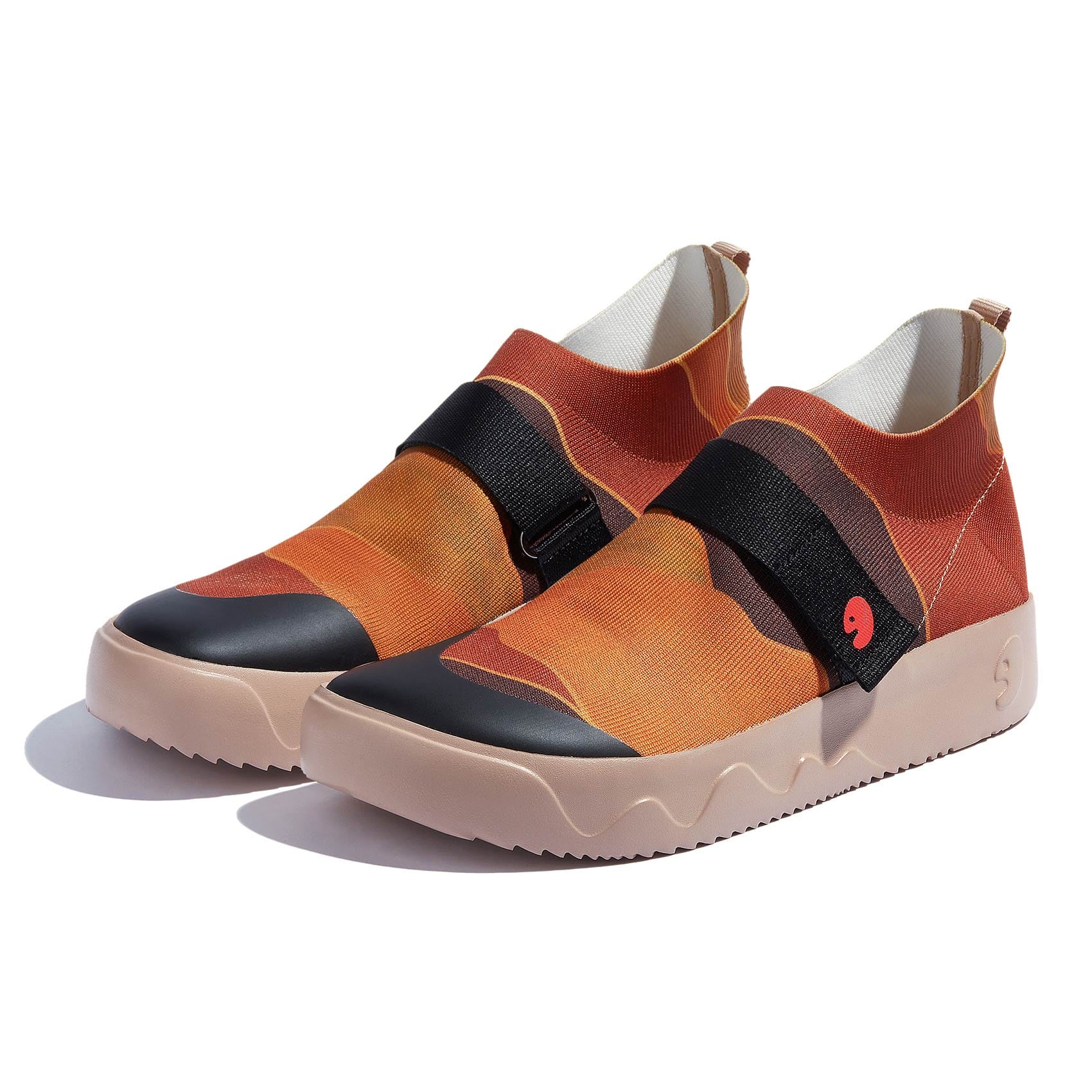 UIN Footwear Men Red Mountain Fuerteventura VI Men Canvas loafers