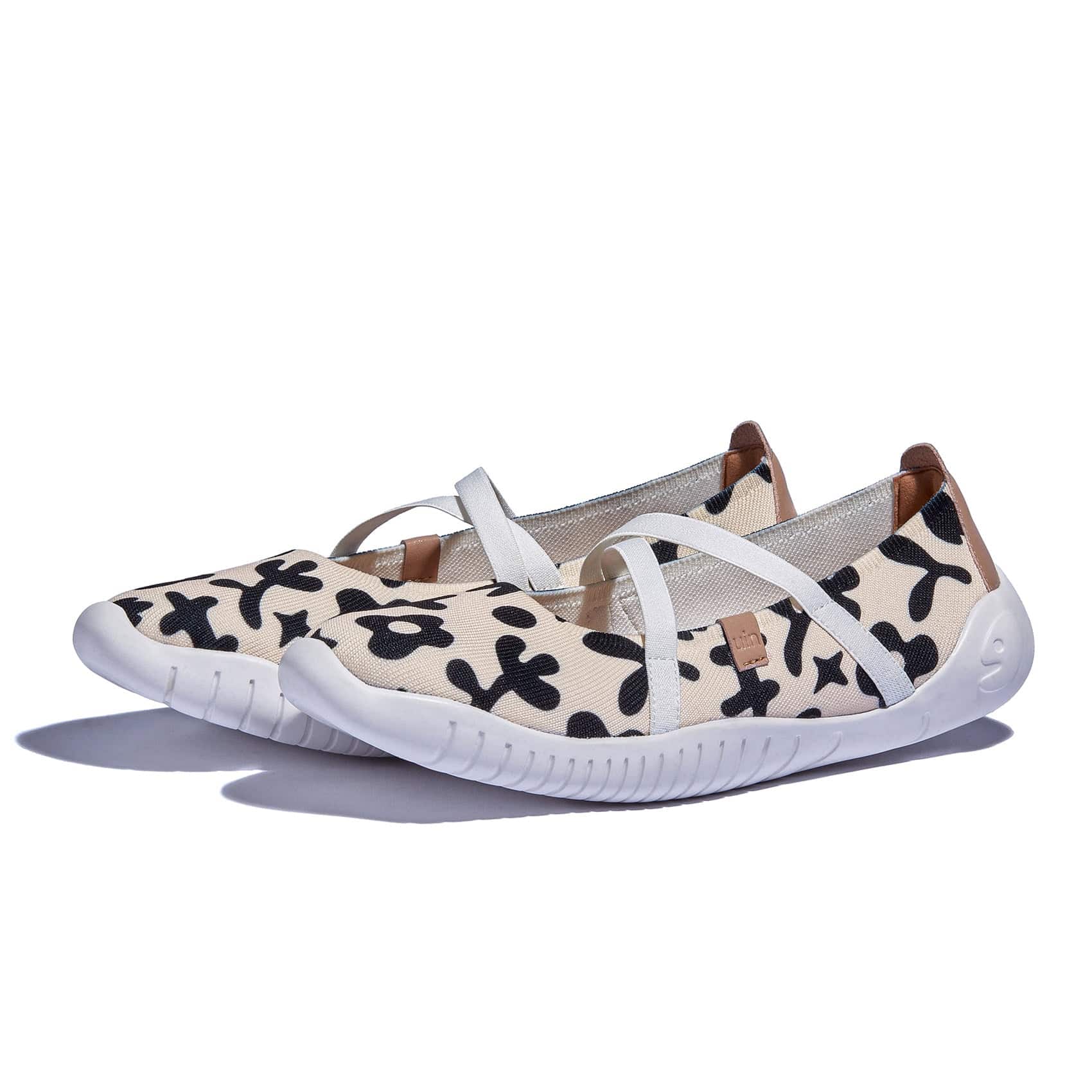 UIN Women's Art Painted Ballet Flats Slip On Pointed Toe Casual Lightweight Comfort Travel Walking Shoes Menorca VII Spotted Flowers 7