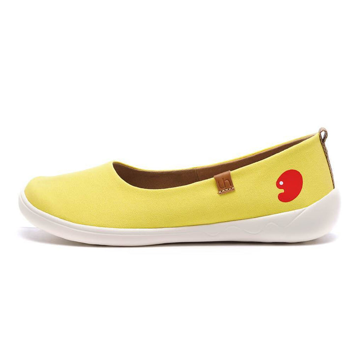 UIN Footwear Women Valencia Canvas Yellow Canvas loafers