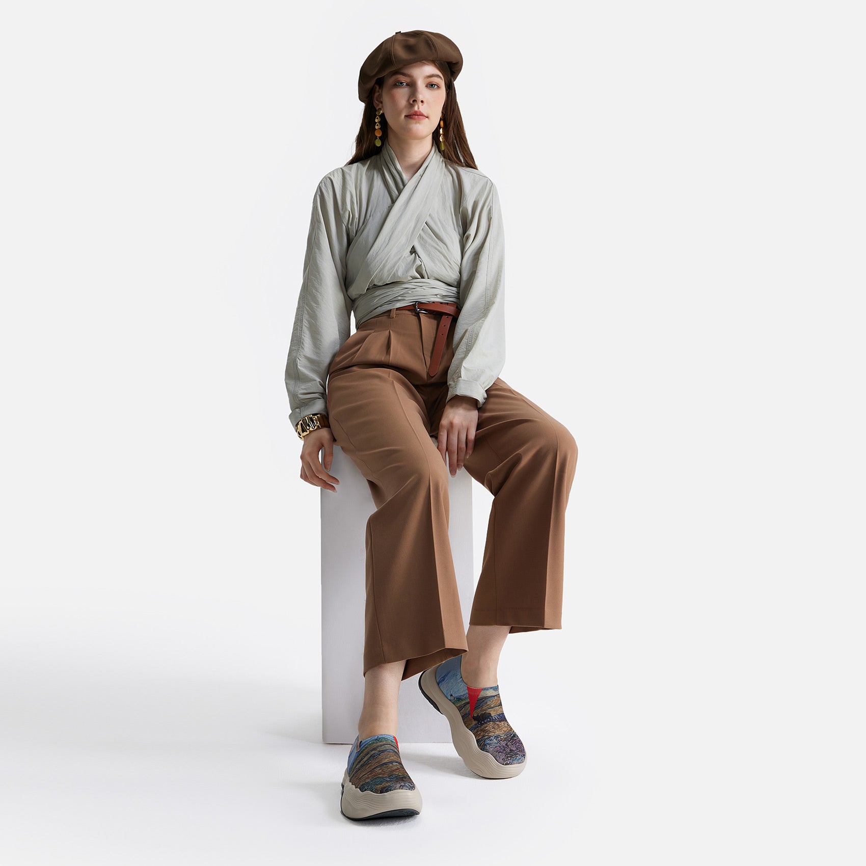 Van Gogh Enclosed Field with Ploughman 2 Toledo V Women