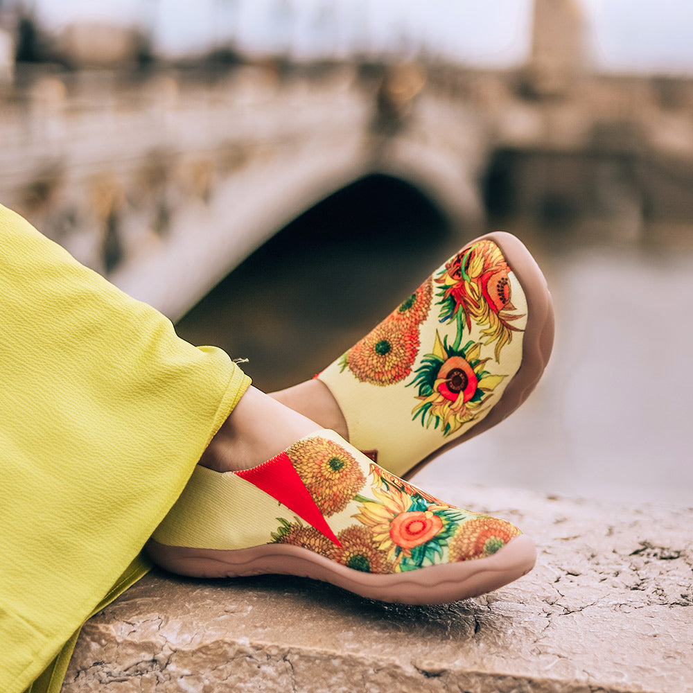 UIN Footwear Women Sunflower Canvas loafers