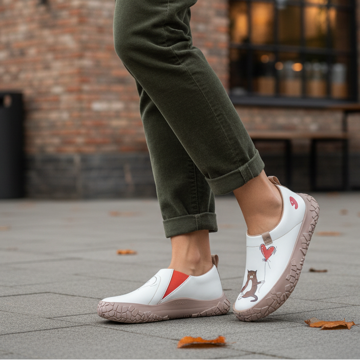 The Dorky Kitten Toledo IV Women