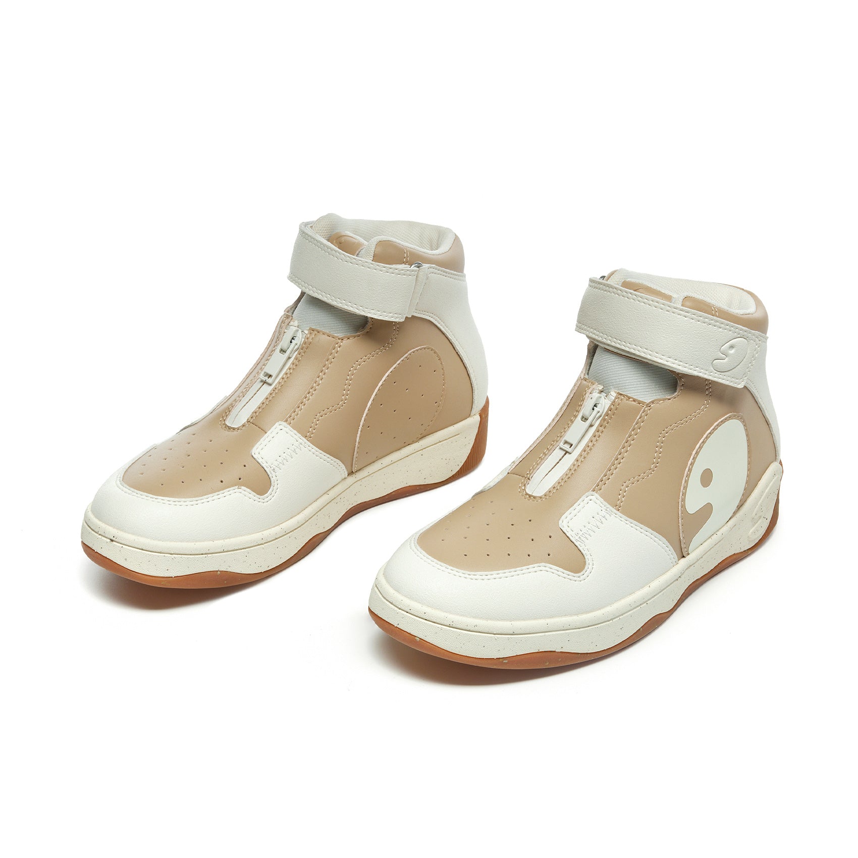 Cedar White Brown Women