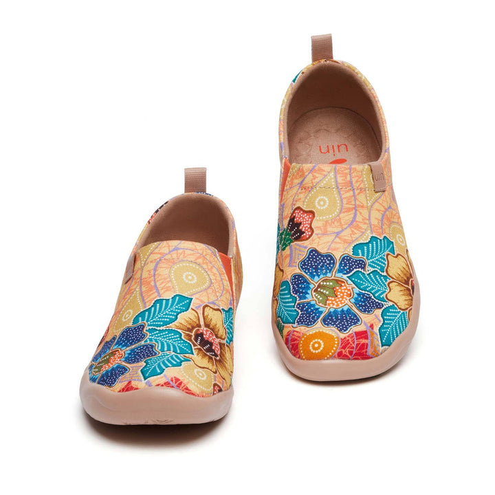 UIN Footwear Women Batik Flower Toledo I Women-US Local Delivery Canvas loafers