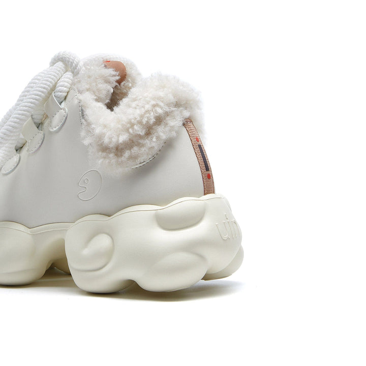 UIN Footwear Women Bright White Cloud III Women Canvas loafers
