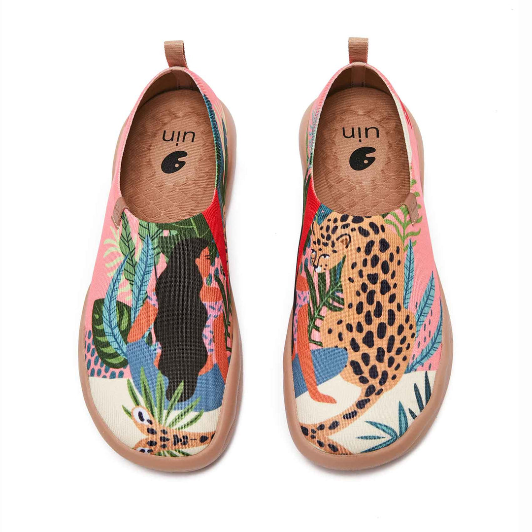 UIN Footwear Women Leopard & Beauty-Canada Local Delivery Canvas loafers