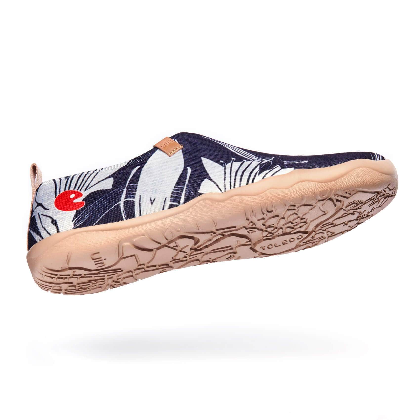 UIN Women's Slip Ons Knitted Lightweight Sneakers Walking Casual