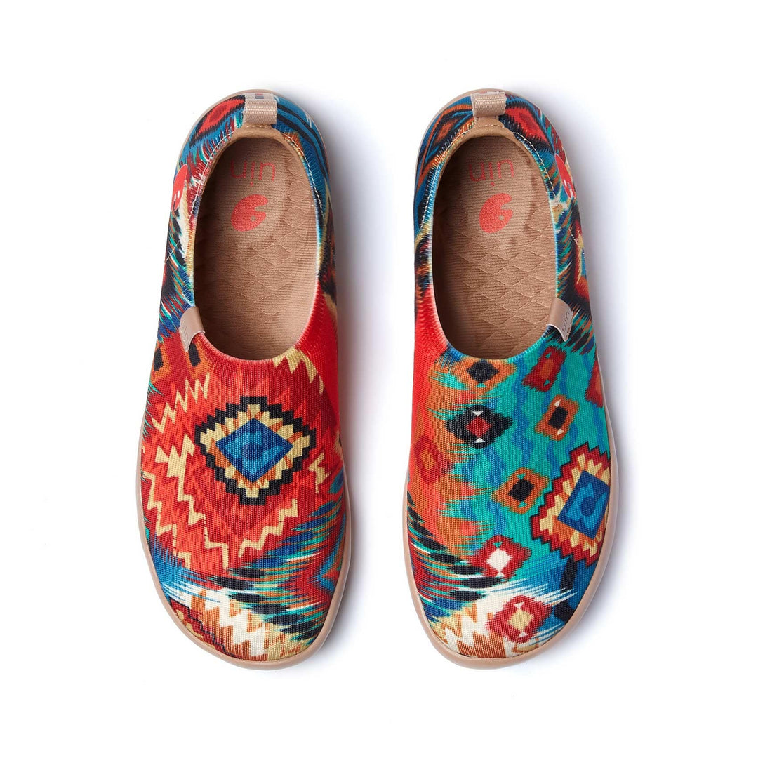 UIN Footwear Women Minority Vibe Toledo I Women Canvas loafers