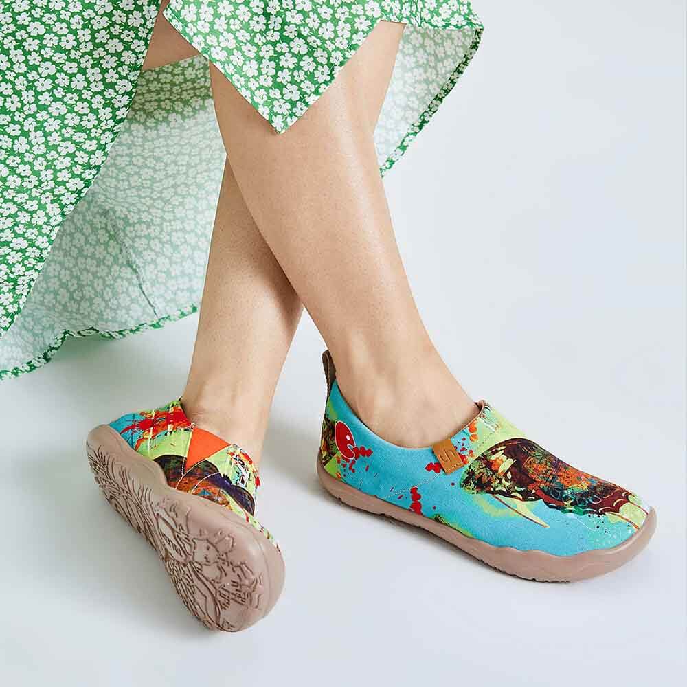 UIN Footwear Women MOTTLED BUTTERFLY-Canada Local Delivery Canvas loafers