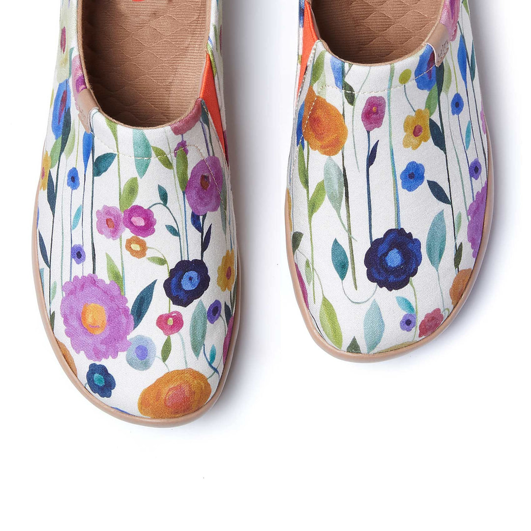 UIN Footwear Women Rich Blooms Toledo I Women Canvas loafers