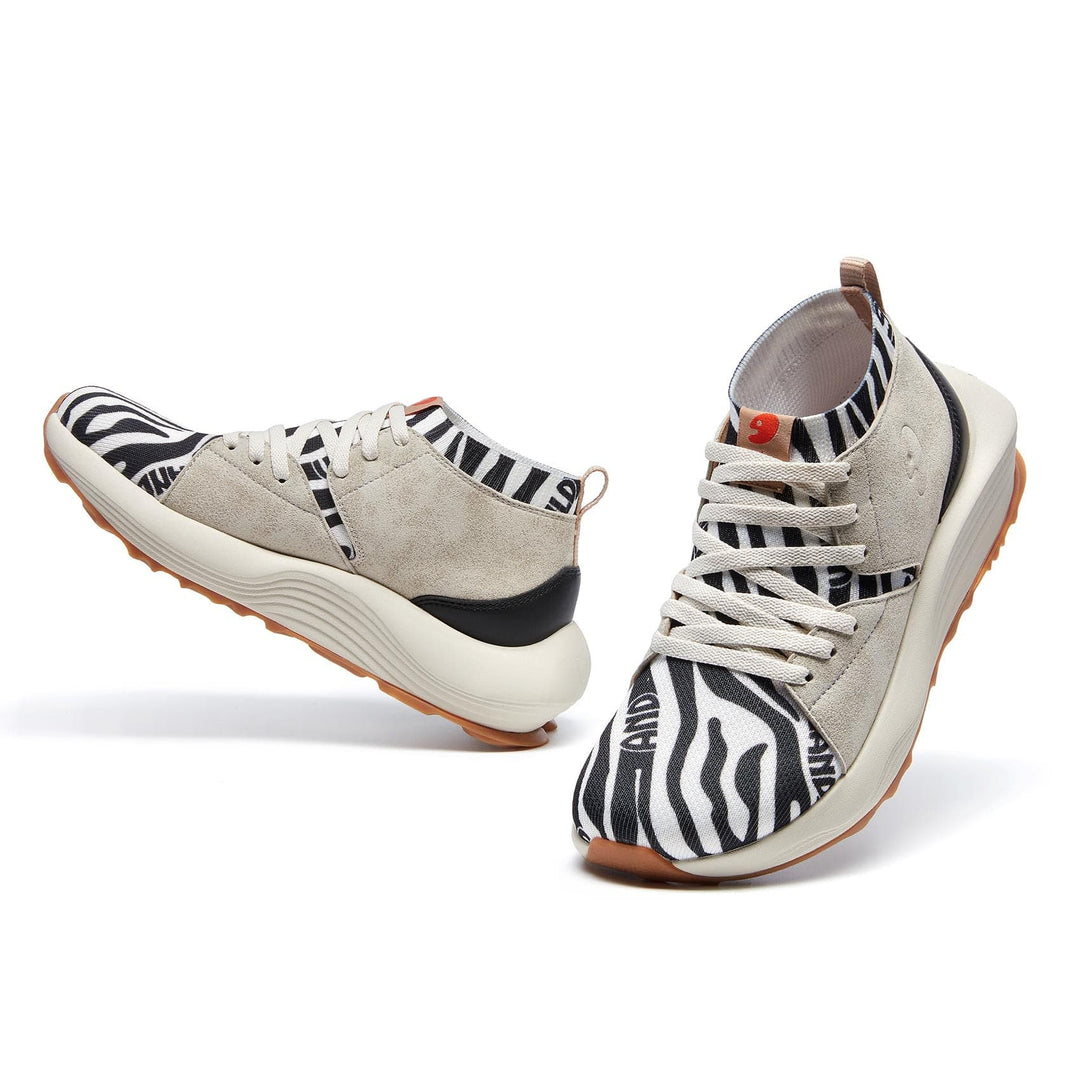 UIN Footwear Women Zebra Jungle Rock Layer A3 Women Canvas loafers