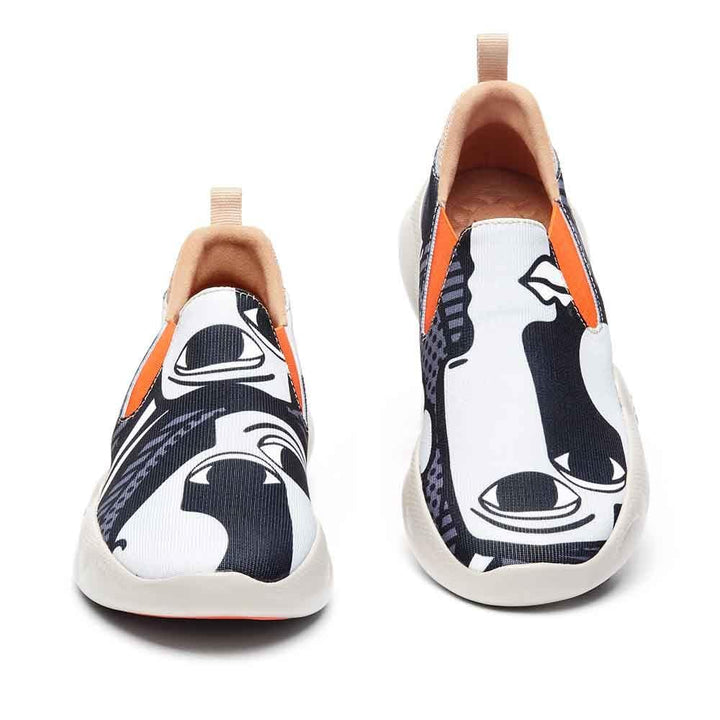 UIN Footwear Men Dazzled Canvas loafers