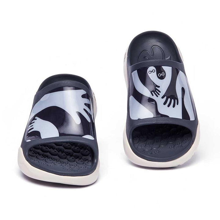 UIN Footwear Men Hide and Seek Ibiza Slides Canvas loafers