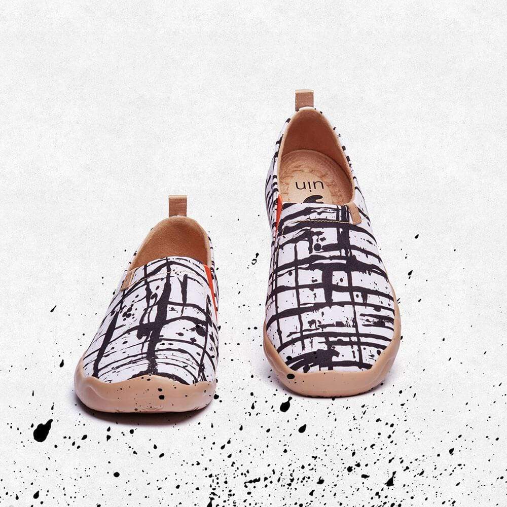 UIN Footwear Men Old Track Canvas loafers