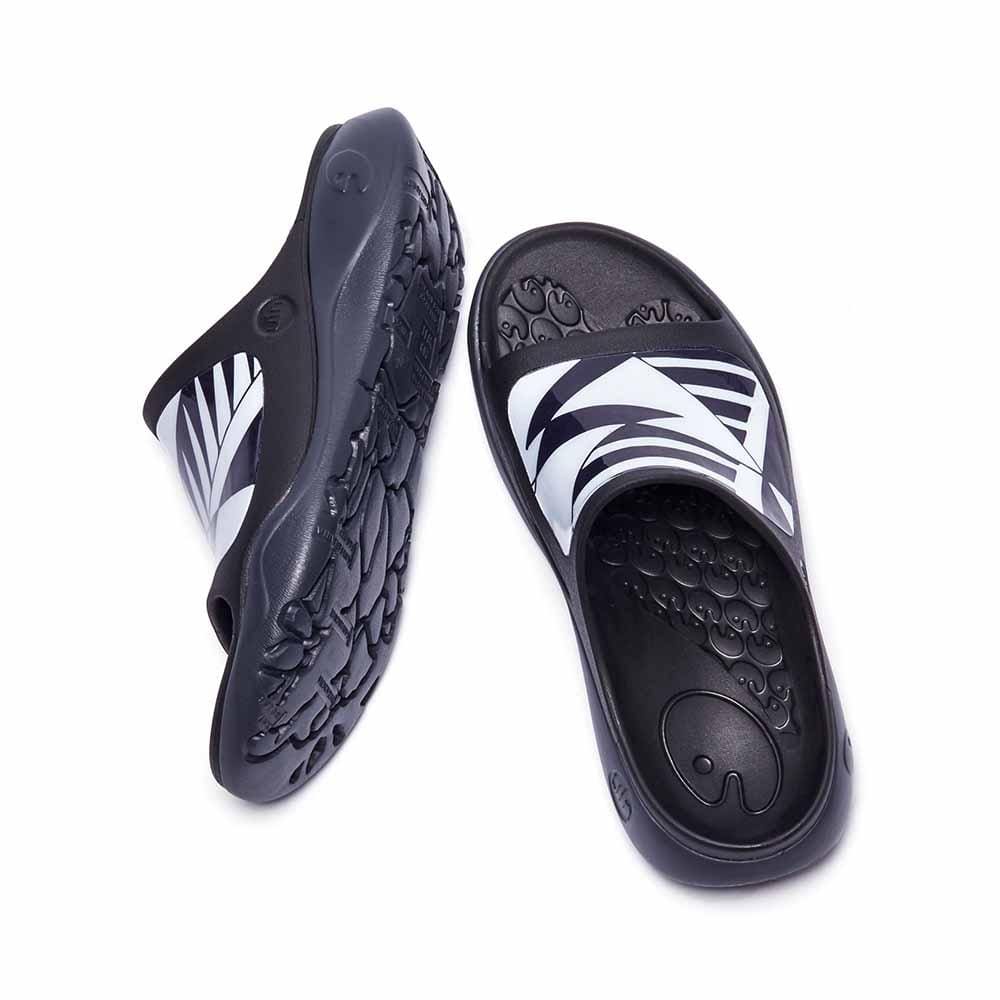 UIN Footwear Men Prism Ibiza Slides Canvas loafers