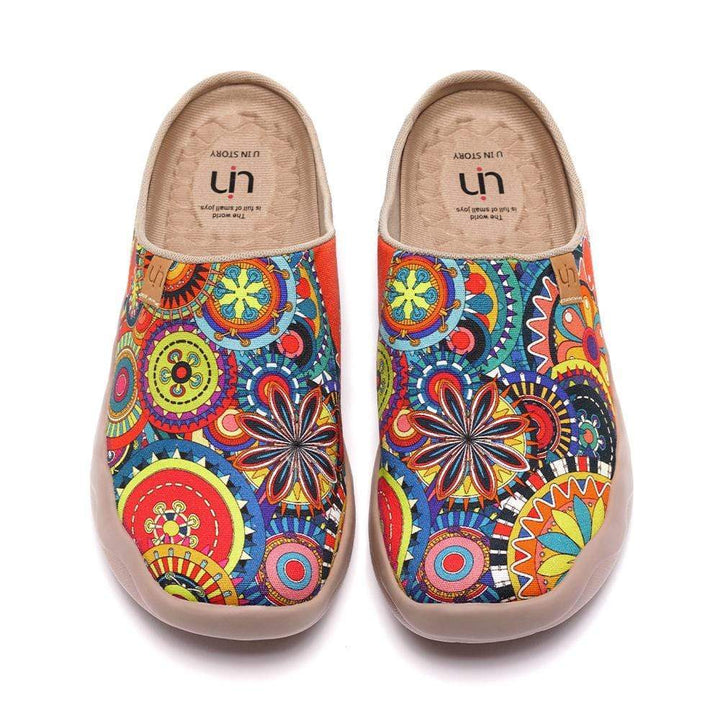 UIN Footwear Women Blossom Slipper Canvas loafers