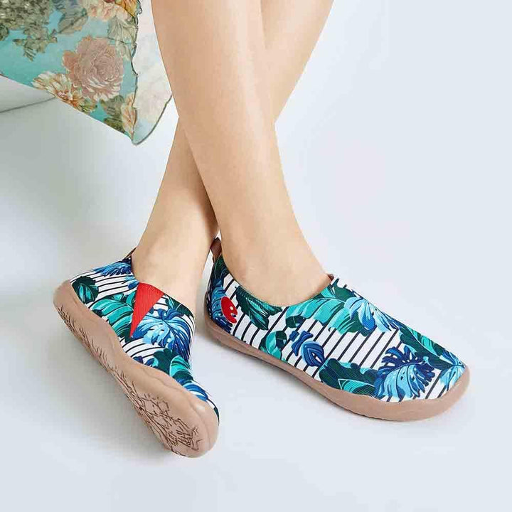 UIN Footwear Women Blue Forest Canvas loafers