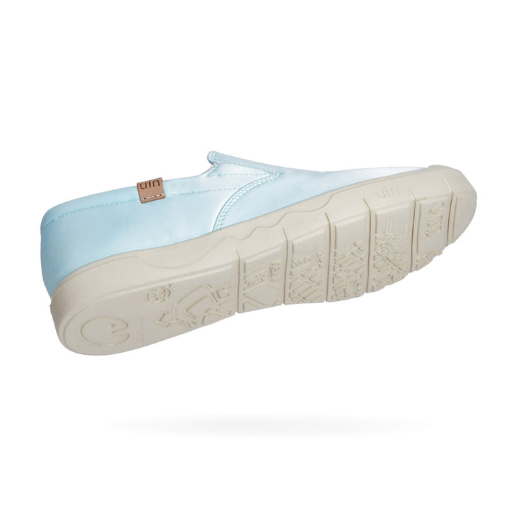 UIN Footwear Women Blue Sky Silk Cadiz I Women Canvas loafers