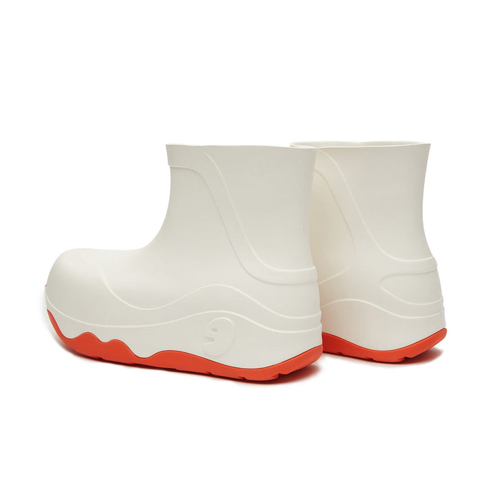 UIN Footwear Women Bright White Navarra Boots Women Canvas loafers