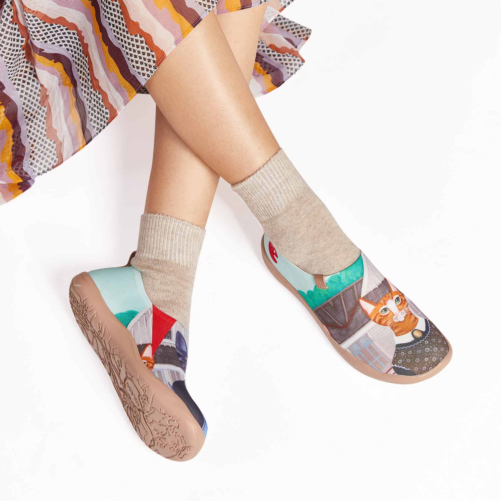 UIN Footwear Women Cat Couple Women-US Local Delivery Canvas loafers