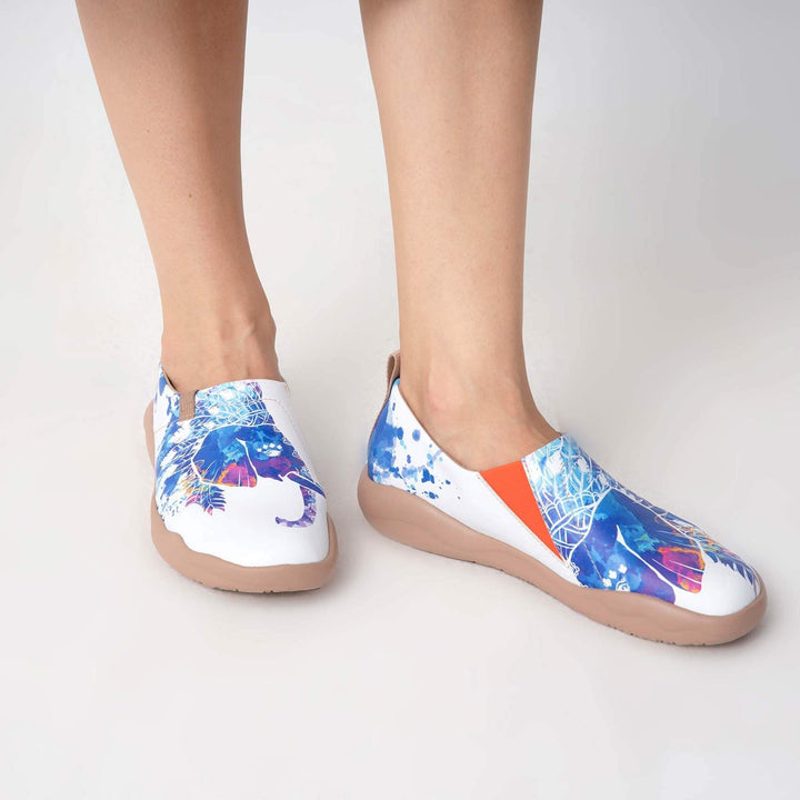 UIN Footwear Women Colored Elephant Toledo II Women Canvas loafers