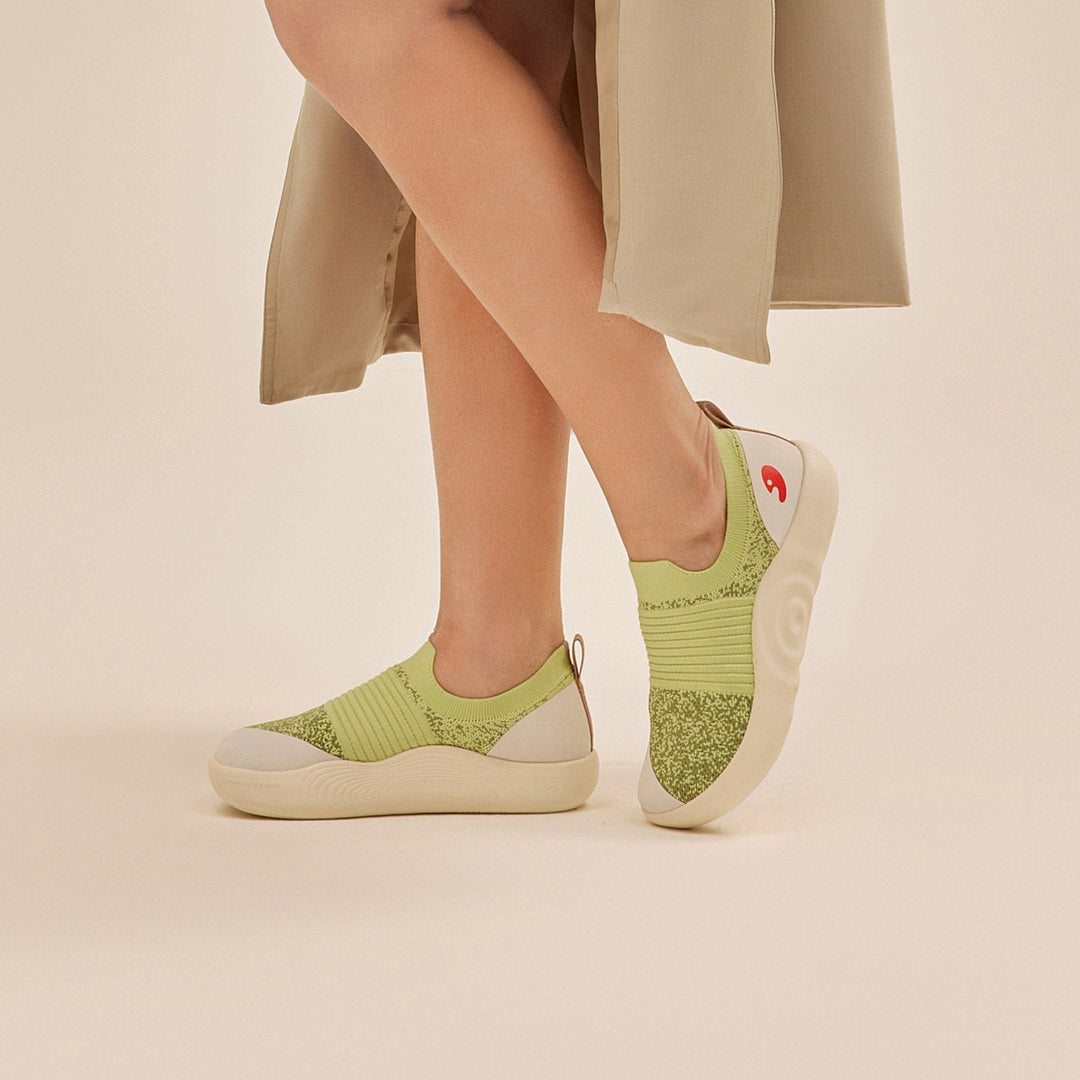 UIN Footwear Women Daiquiri Green Mahon IV Women Canvas loafers