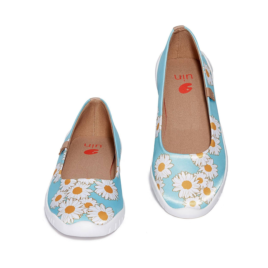UIN Footwear Women Daisy Dew Minorca III Women Canvas loafers