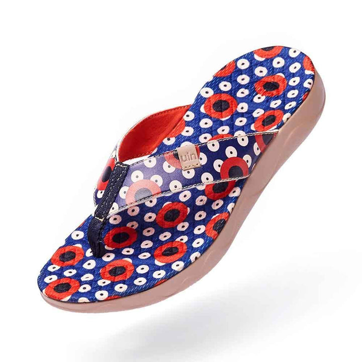 UIN Footwear Women Dots Women Majorca Flip Flops Canvas loafers