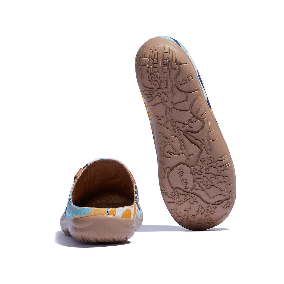 UIN Footwear Women Geometric Leaves Malaga Women Canvas loafers
