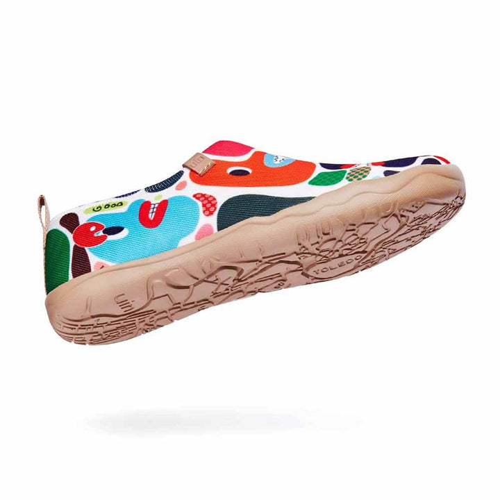 UIN Footwear Women Hola, There Canvas loafers