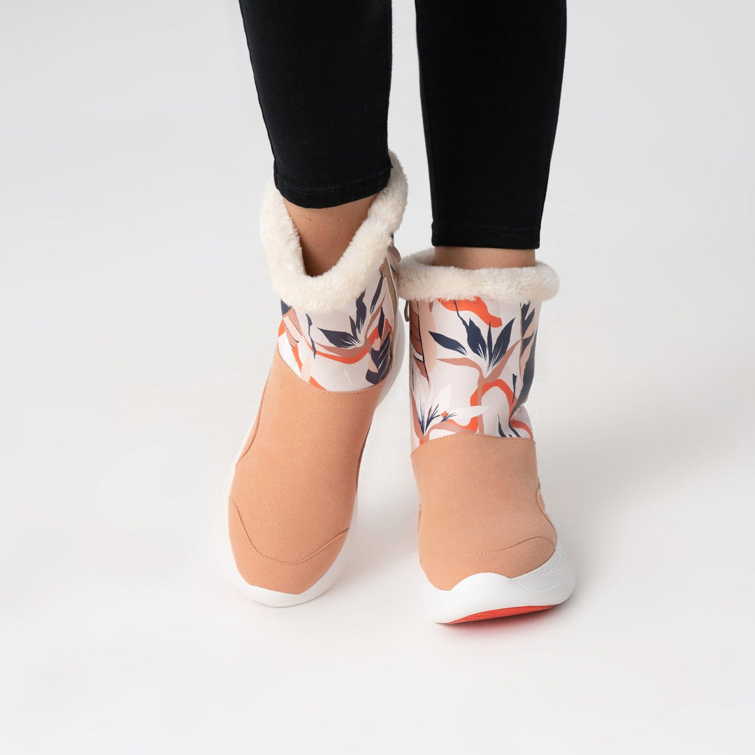 UIN Footwear Women Leaf-Brown Palma III Women Canvas loafers