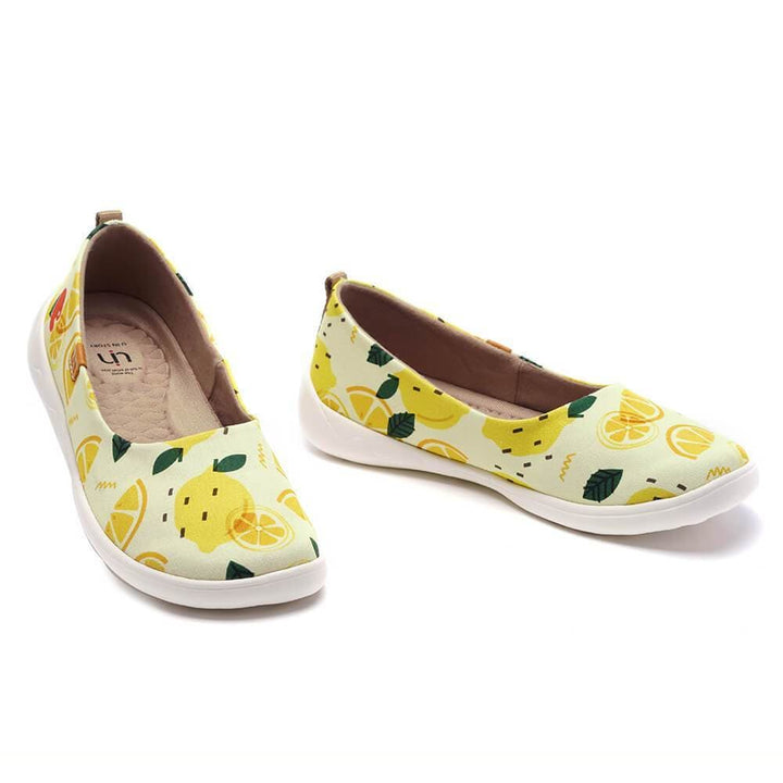 UIN Footwear Women Lemon juice Canvas loafers