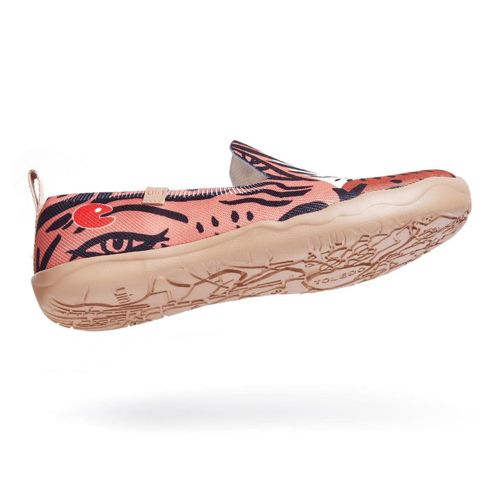 UIN Footwear Women Leopard's Eyes Barcelona Women Canvas loafers