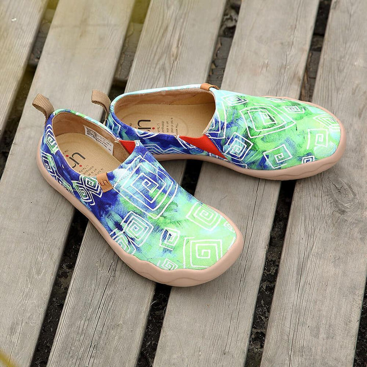UIN Footwear Women LOVE IN SPRING-US Local Delivery Canvas loafers