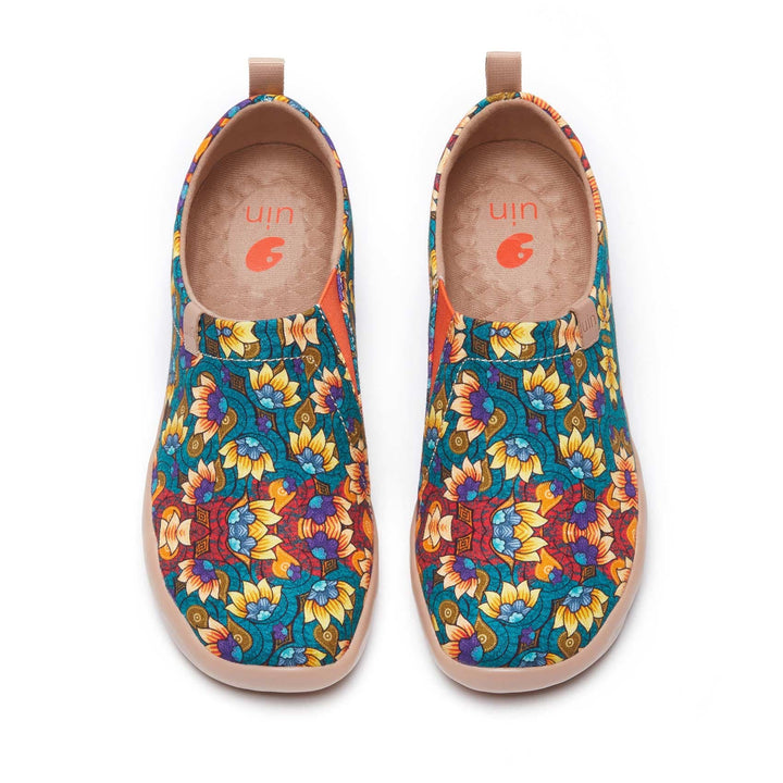 UIN Footwear Women Mirror Flower Toledo I Women Canvas loafers
