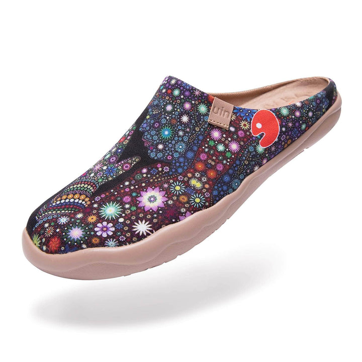 UIN Footwear Women Pray for Goodness Slipper Canvas loafers