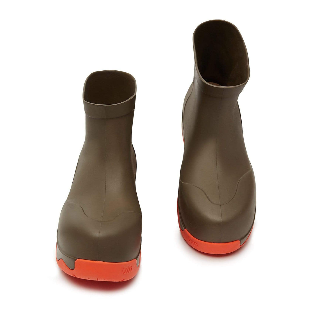UIN Footwear Women (Pre-sale) Chocolate Navarra Boots Women Canvas loafers