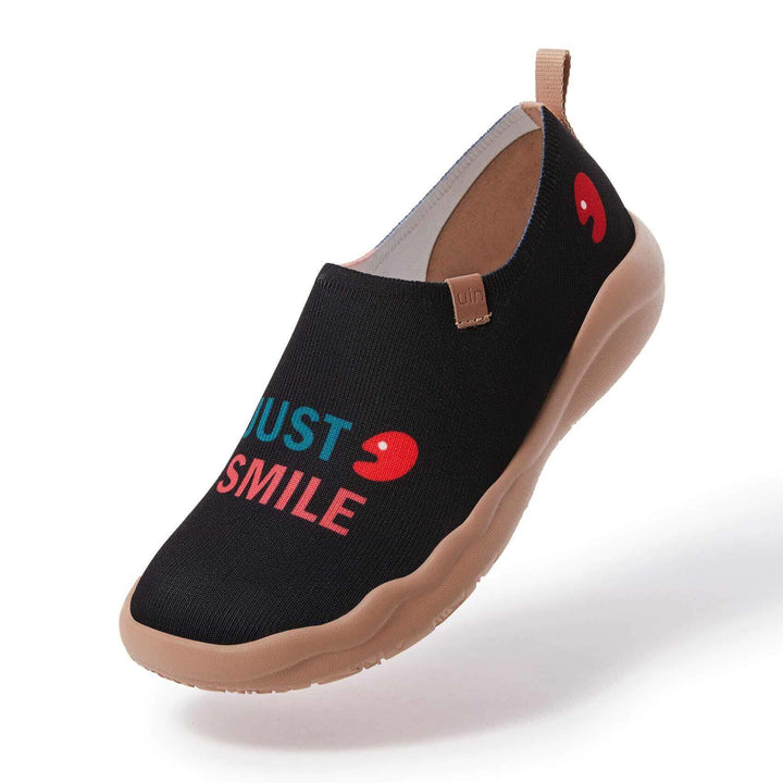 UIN Footwear Women Smiley Black Knitted Women Canvas loafers