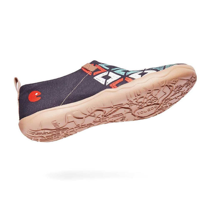 UIN Footwear Women Spirit Pattern Canvas loafers