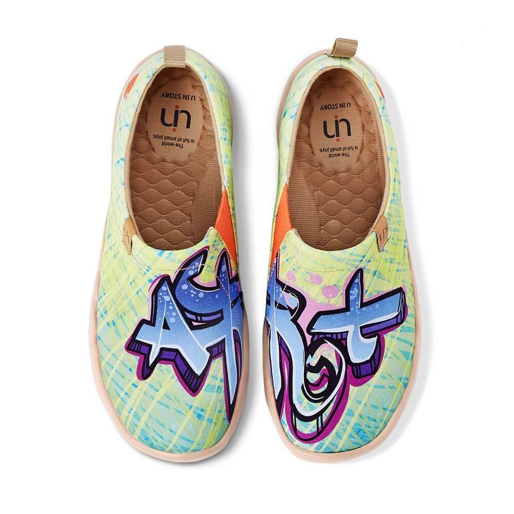 UIN Footwear Women Spray It Canvas loafers