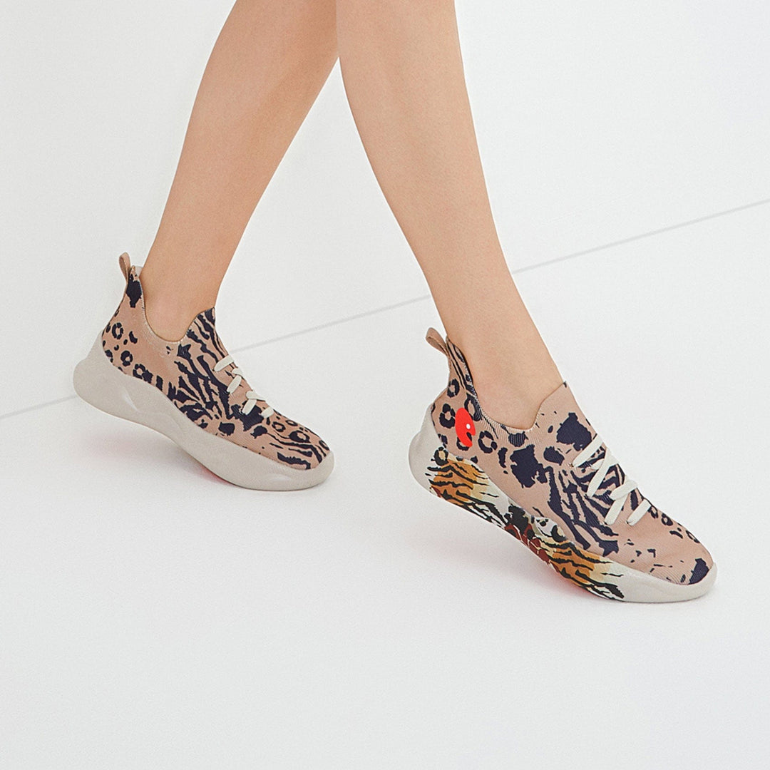 UIN Footwear Women Wild Awakening Mijas I Women Canvas loafers